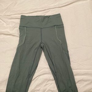 Size small Under Amour Teal  infuse Leggings